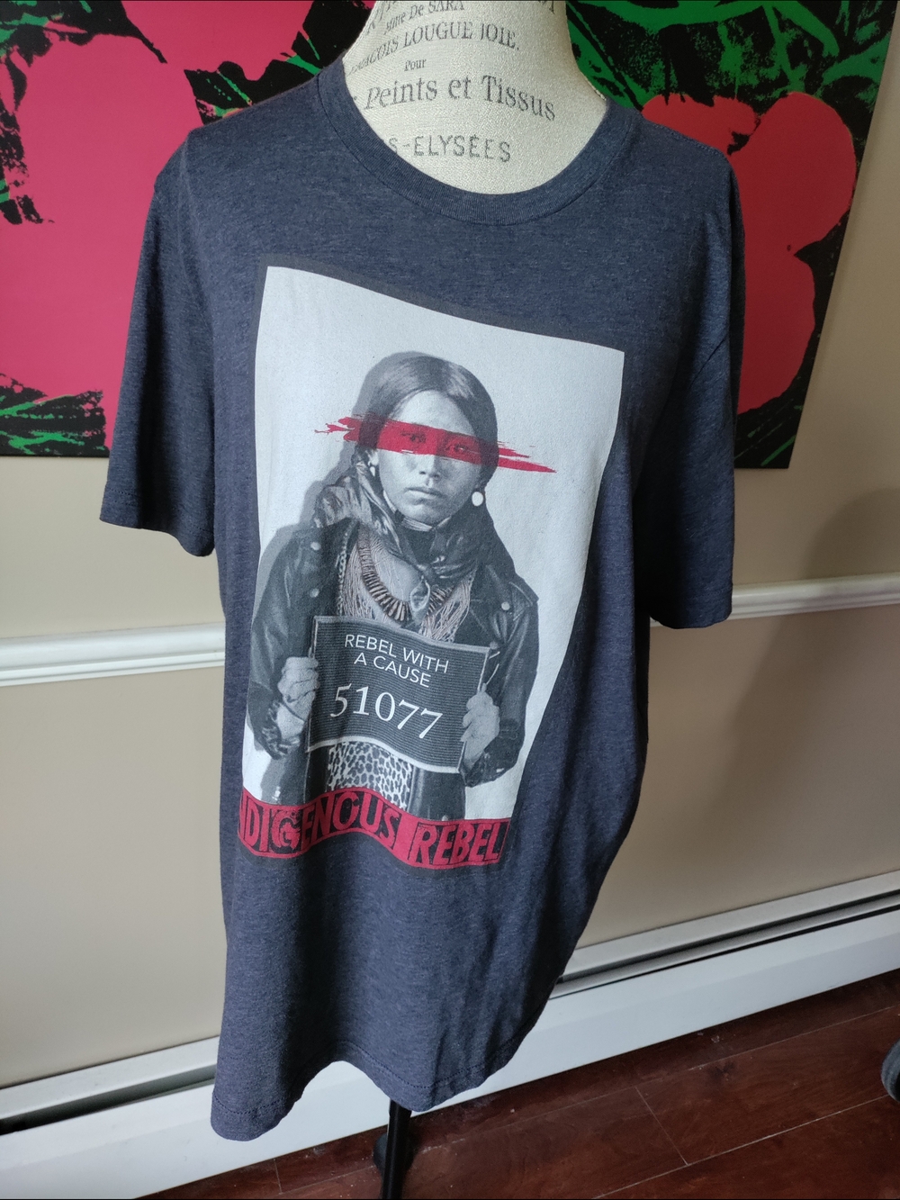 Women's Indigenous Rebel Charcoal Graphic Tee Size XL